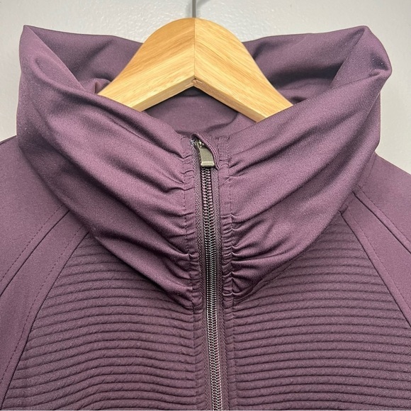 Athleta Women's Dark Purple Activewear Track Jacket Thumbhole Sz M High Neck Zip - Picture 2 of 12